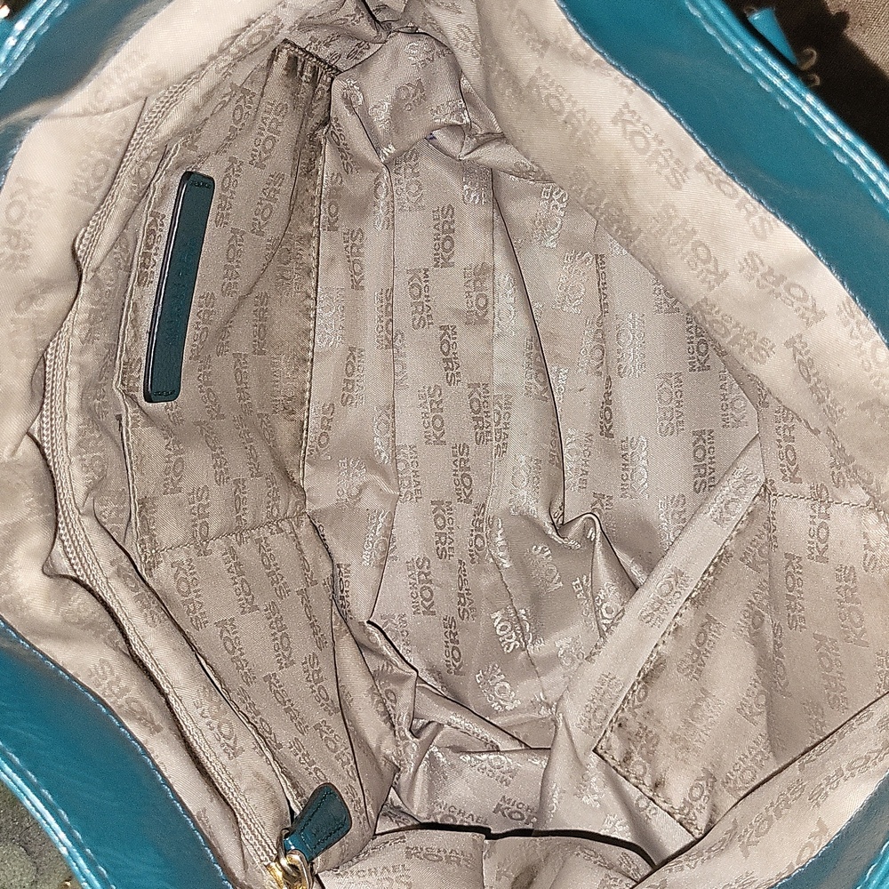 Michael Kors Leather Bag with Gold Accents - Picture 11 of 16